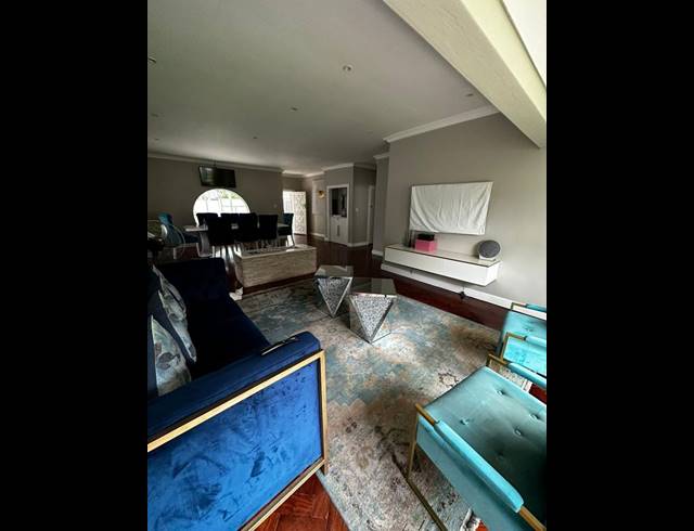 3 BEDROOM PROPERTY TO RENT IN GREENSIDE